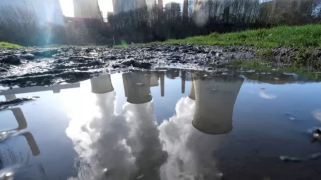 Европанын өзүнүн кошумча көмүрү бар, бирок газ жана мунай жетишсиз