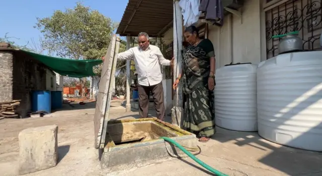 ભાટ ગામમાં લોકોએ ઘરની બહાર અંડરગ્રાઉન્ડ પાણીની ટાંકી બનાવી લીધી છે 