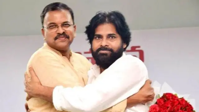 జేడీ లక్ష్మీనారాయణ, పవన్ కల్యాణ్