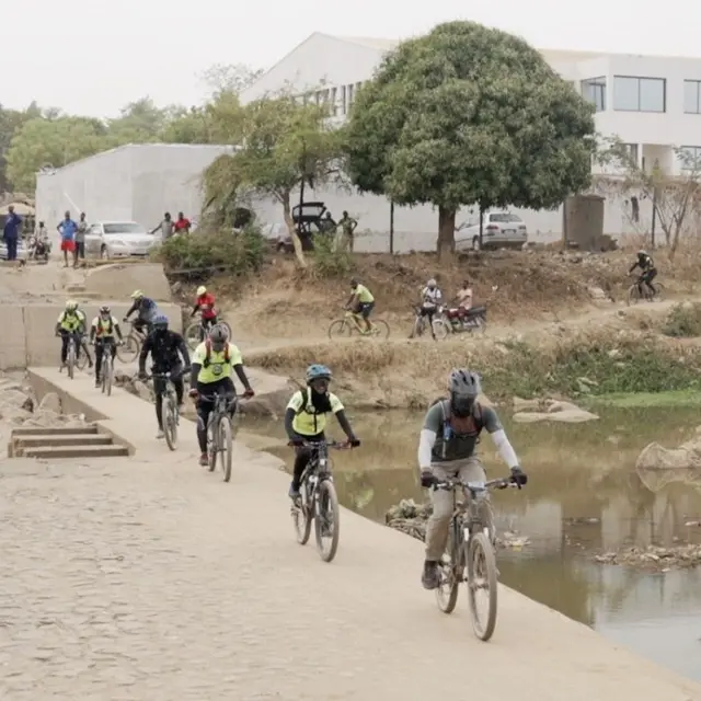 Women mountain bikers