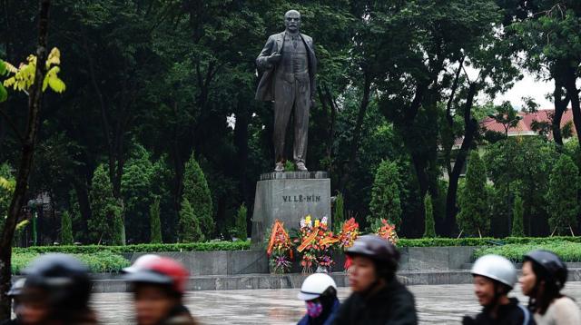 Tượng Lenin ở Hà Nội
