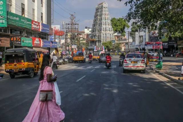 கோவை மாவட்டத்தில் ஏன் ஒரு அம்பேத்கர் சிலை கூட இல்லை? சமூகநீதி ஆர்வலர்கள் கூறுவது என்ன?