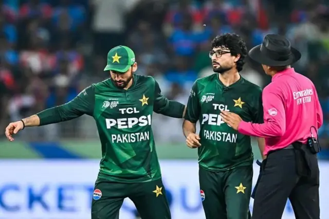 పాకిస్తాన్ క్రికెటర్లు