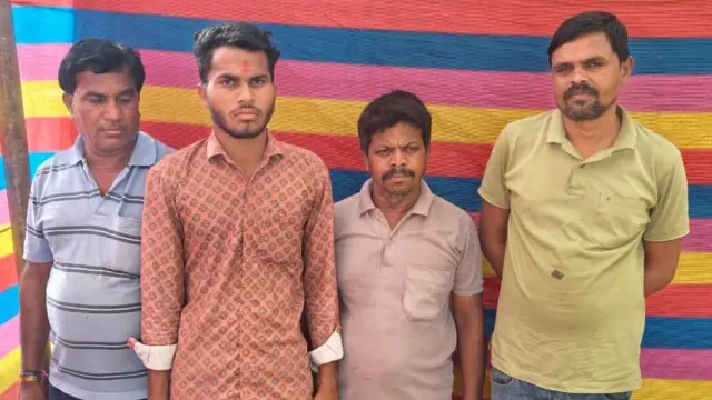 દ્વારકામાં શિવલિંગ તૂટ્યું, પોલીસે સ્કૂબા ડાઇવર્સ કામે લગાડ્યા, કોણ છે આરોપીઓ, શિવરાત્રિ, બીબીસી ગુજરાતી, બીબીસી ન્યૂઝ ગુજરાતી , શિવલિંગની ચોરી, ગુજરાત પોલીસ