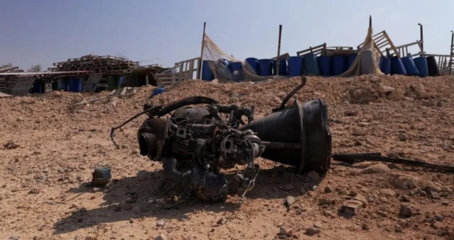 ඊශ්‍රායල බලධාරීන් පවසන පරිදි රොකට් බූස්ටරයක කැබලි මගින් මගින් දකුණු ඊශ්‍රායලයේ 10 හැවිරිදි දැරියකට බරපතල තුවාල සිදු වී තිබේ