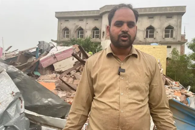 વકીલ ખાન