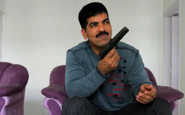 காவல்துறையில் 'என்கவுன்டர் ஸ்பெஷலிஸ்ட்' என்ற பொறுப்பு இருக்கிறதா?