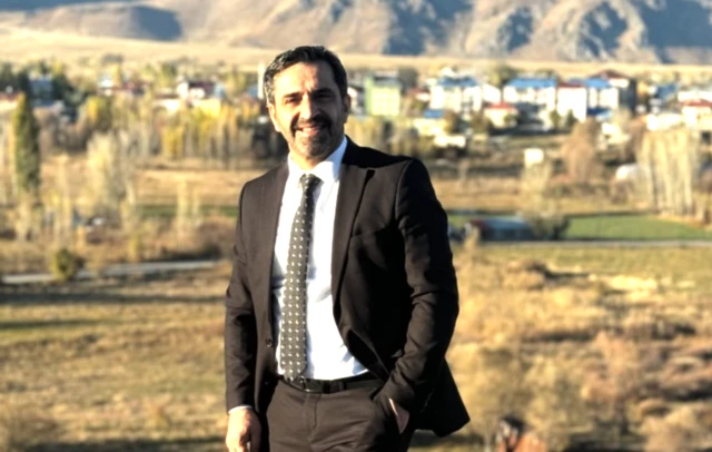 Ovacık Belediye Başkanı Mustafa Sarıgül iki dönemdir görev yapıyor