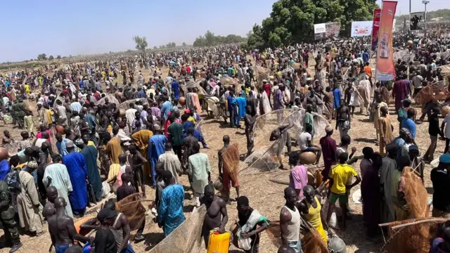 Competición de pesca de Argungu