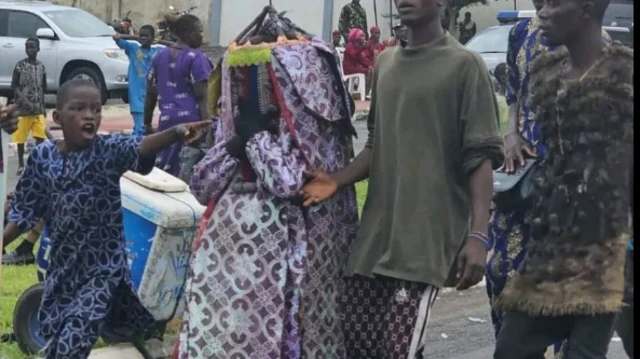 Egungun kan atawọn ero ẹyin rẹ
