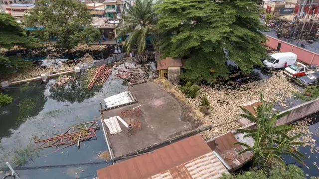 Aarin ilu ti omiyale gba