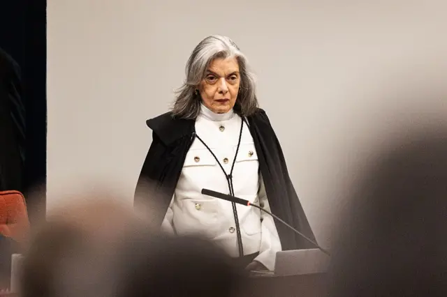 Cármen Lúcia
