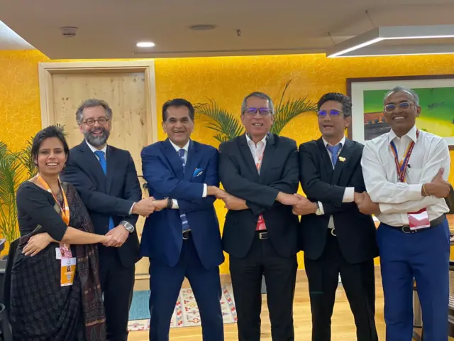 अमिताभ कांत ने ये फोटो सोशल मीडिया पर शेयर की है