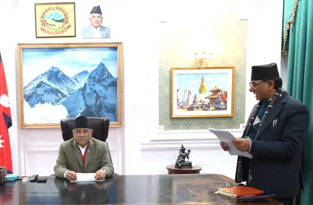 एनसेलको शेअर बिक्रीबारे प्रतिवेदन बुझाइँदै