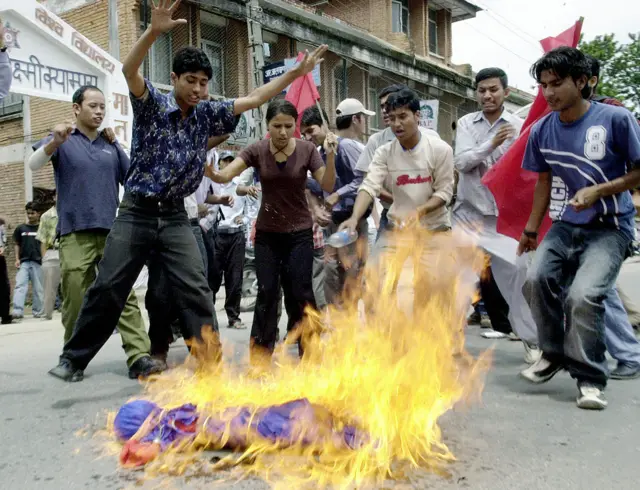 आन्दोलनरत विद्यार्थीहरू/फाइल तस्बिर