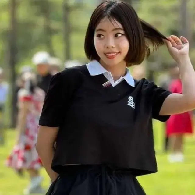 کوون بوم روزمرہ کے کپڑے بناتی ہیں جو ہونبوک کو جدید انداز میں پیش کرتی ہیں