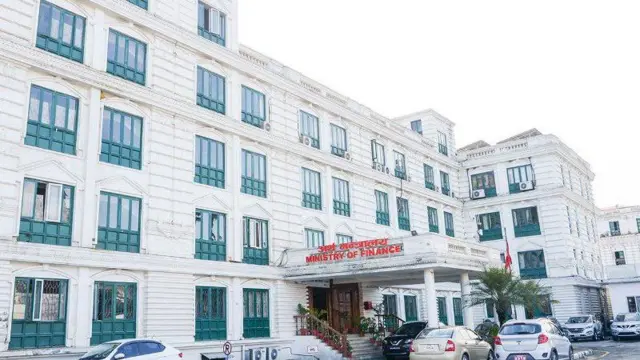 अर्थ मन्त्रालय