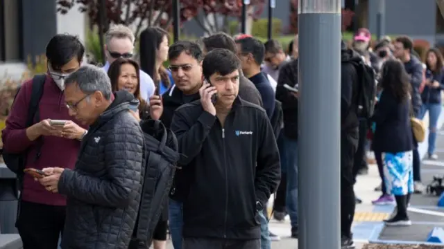 Filacasino roleta ao vivopessoas sacando dinheiro