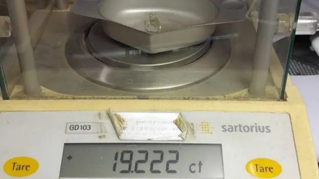 వజ్రాల తూకం