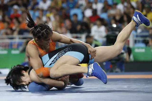 ਵਿਨੇਸ਼ ਫੋਗਾਟ ਤੇ ਸੁਨ ਯਨਾਨ