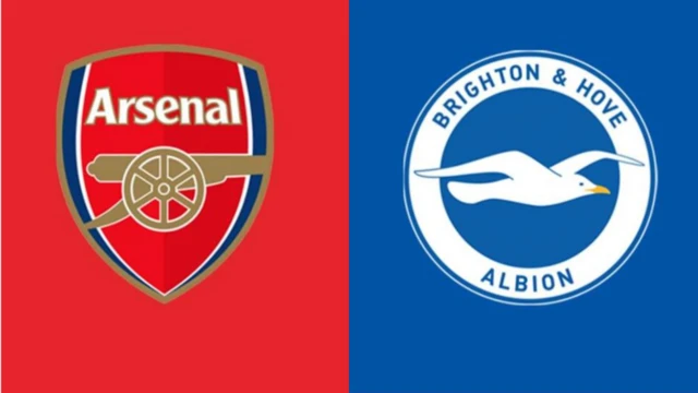 የአርሰናል እና ብራይተን አርማ