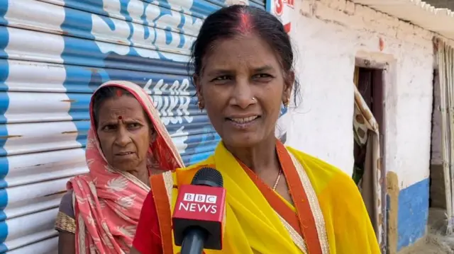 सुनीता देवी का मानना है कि मौजूदा समय में परिवार को चलाना मुश्किल हो गया है.