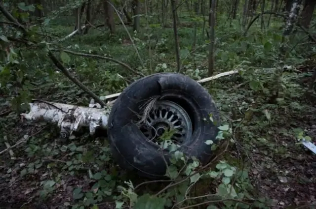 எஸ்ஜே-100 பயணிகள் விமானம், இந்தியா - ரஷ்யா ஒப்பந்தம்