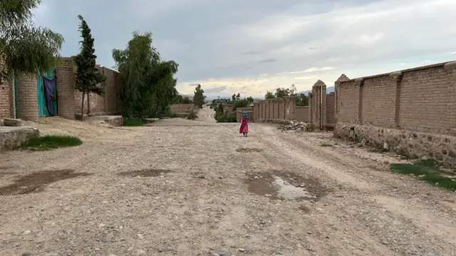 Les maisons de la région de Sheikh Misri sont en grande partie construites en terre et en briques

