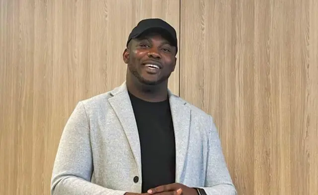 Alex Onyia d'Educare et membre des pages jaunes Ngwo