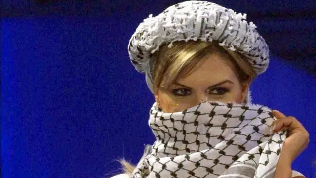 Qiz dosti kelinni sikadi