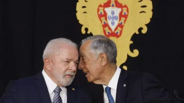 Ejo k uwa gatandatu, Lula  yarabonanye na Perezida Marcelo Rebelo de Sousa wa Portugal i  Lisbon.