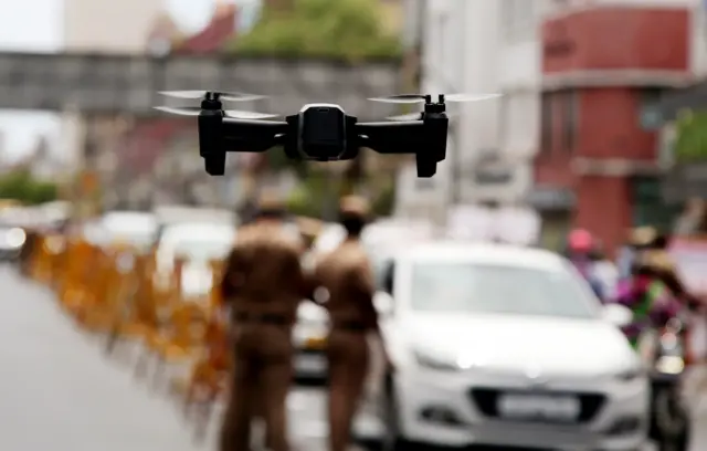 तमिलनाडु पुलिस ने कोरना लॉकडाउन के दौरान लोगों की निगरानी के लिए ड्रोन का इस्तेमाल किया था.