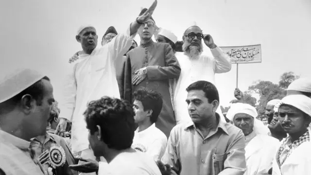 রামমন্দিরের শিলান্যাস করতে দেওয়ার প্রতিবাদে মুসলিমদের বিক্ষোভ। দিল্লি, ১৯৮৯