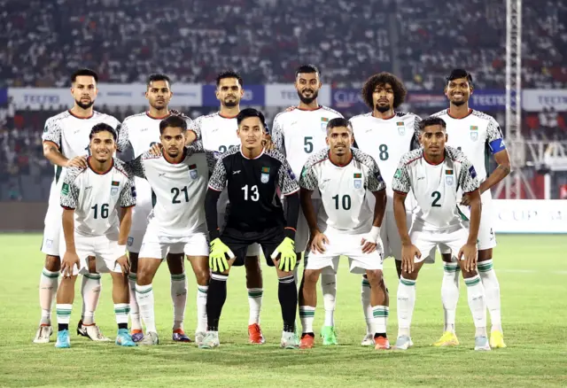 Qizlar sogish yigitlar porno Qirgiz seks videolar