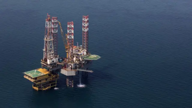 Видобуток нафти