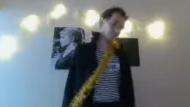 Скриншот одного из видео канала «Иноагент Малдер»