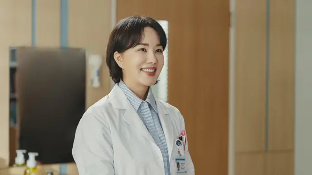 Karakter Dokter Cha dari serial Netflix