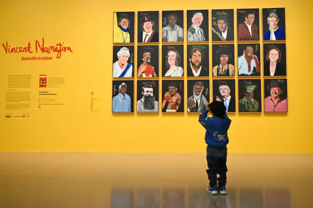 نمایشگاه آثار وینسنت ناماتجیرا