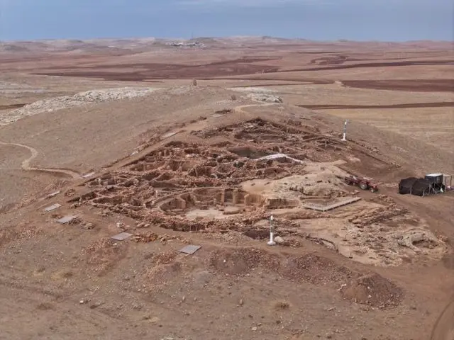 Karahantepe kazı alanının tepeden görünümü