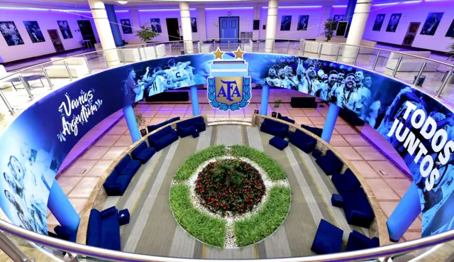 Yunivarsiitii Kataar keessatti bakka qubannaa garee Arjentiinaa