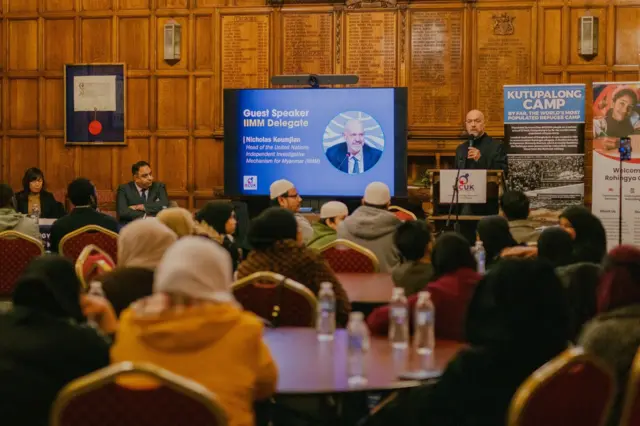 ဘရက်ဖို့ဒ်မြို့မှာ ရိုဟင်ဂျာ အသိုင်းအဝိုင်းနဲ့ ယူကေခရီးစဥ်အတွင်း တွေ့ဆုံ