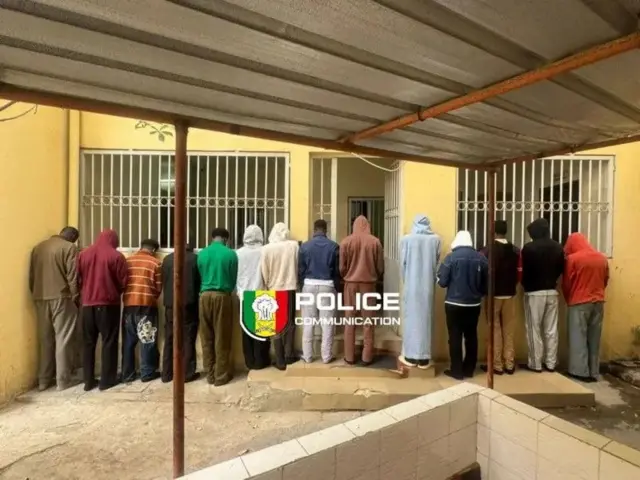 Un groupe de 14 personnes arrêtées le 05 février par la Division des investigations criminelles de la police sénégalaise.
