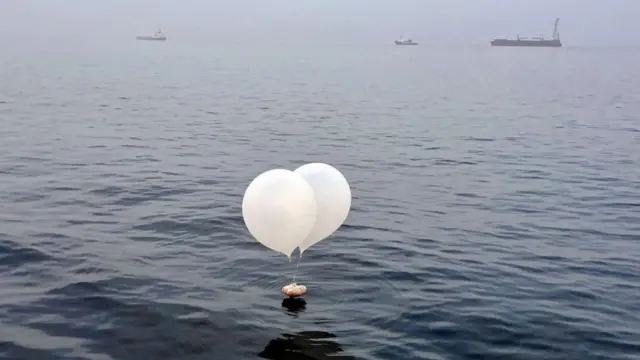 በሰሜን ኮሪያ ከተላኩ ፊኛዎች መካከል