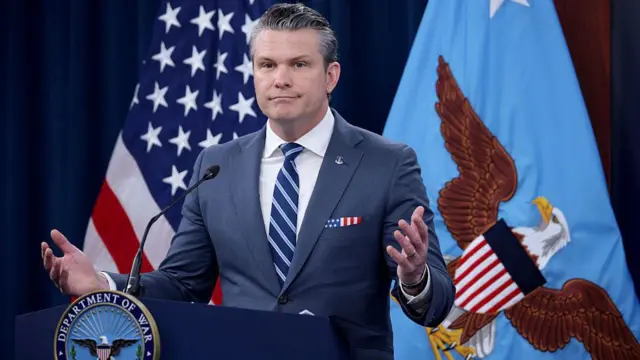 अमेरिकी रक्षा मंत्री पीट हेगसेथ