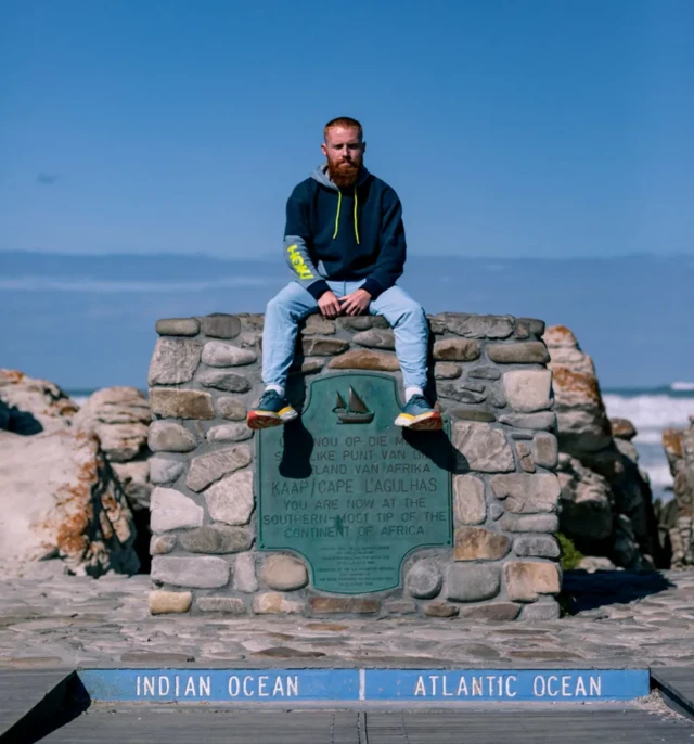 M. Cook avait initialement prévu de courir 360 marathons en 240 jours, sans jours de repos.