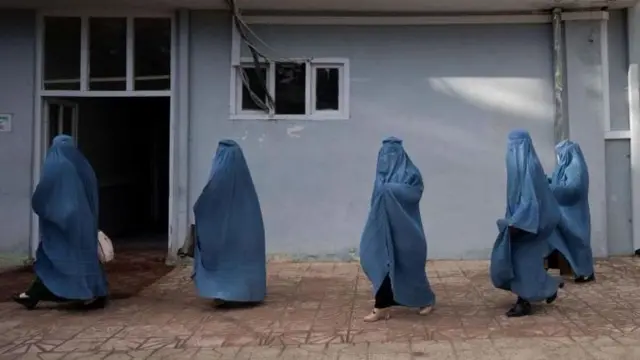 ஆப்கானிஸ்தான், தாலிபன், பெண்ணுரிமை