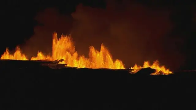 Erupción del volcán en Islandia. 