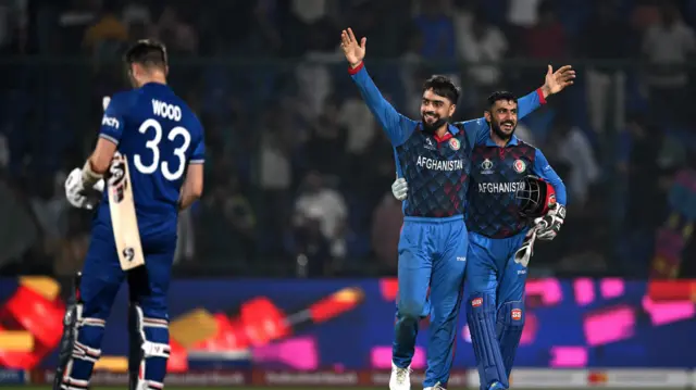 راشد خان د شل اوریزو لوبو مخکښ توپ‌ویشتونکی دی