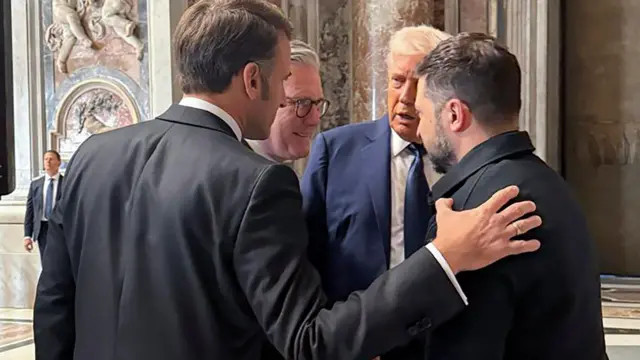 Эммануэль Макрон, Кир Стармер, Дональд Трамп и Владимир Зеленский