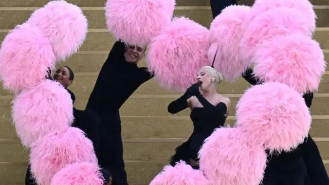 లేడీ గాగా